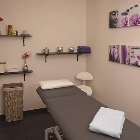 호텔 - La Grande Cure 마르코트